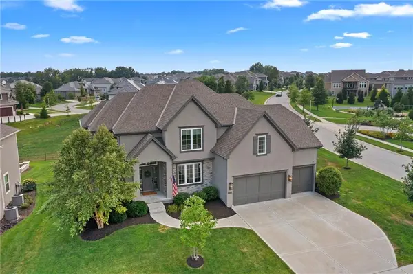 17200 Melrose ST, Overland Park, KS 66221