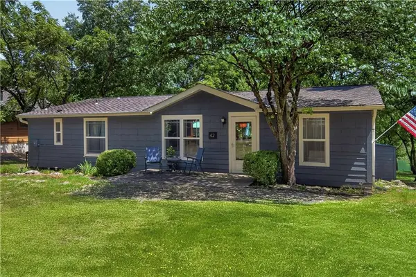 41 & 42 Timber Valley DR, Linn Valley, KS 66040