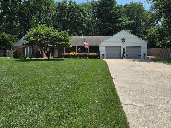 12109 E 49TH TER, Kansas City, MO 64133