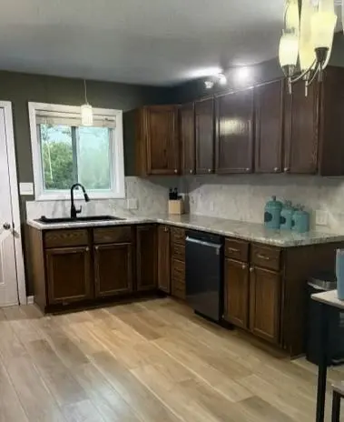 708 W 7th ST #W, Waverly, KS 66871