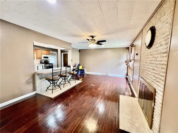 417 E Edison ST, Independence, KS 67301