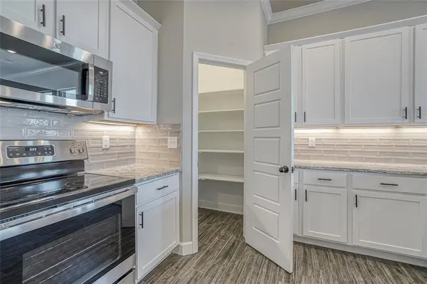18465 W 195 TER, Spring Hill, KS KS