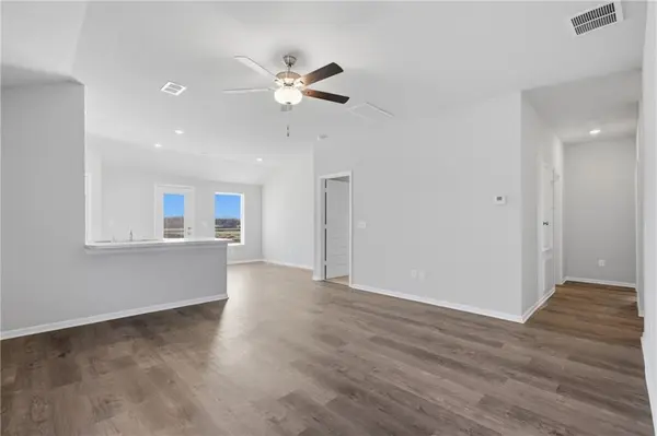 834 N Pear ST, Gardner, KS 66030