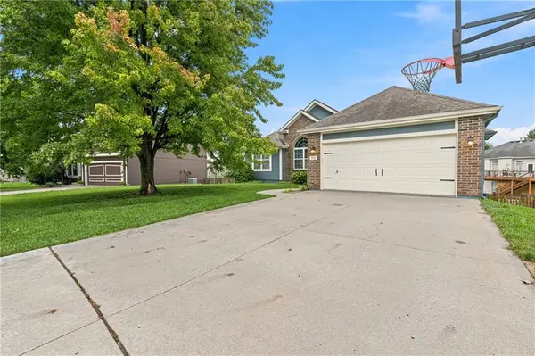 9101 NE 110th ST, Kansas City, MO 64157