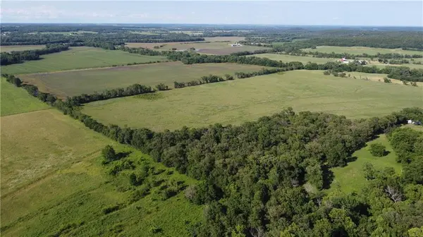000 Unique RD, Uniontown, KS 66789