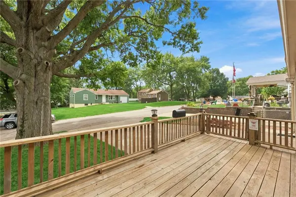 2806 N Spring ST, Independence, MO 64050
