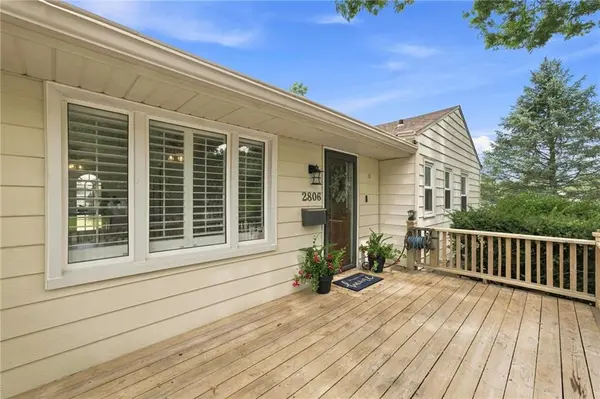 2806 N Spring ST, Independence, MO 64050
