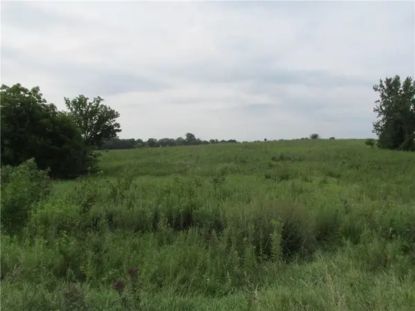 0002 PP HWY, Pattonsburg, MO 64670