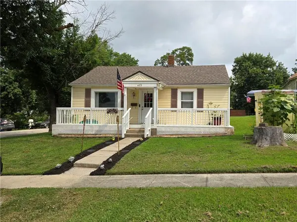 403 E 6th ST, Cameron, MO 64429