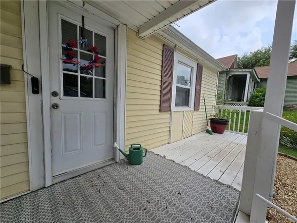 403 E 6th ST, Cameron, MO 64429