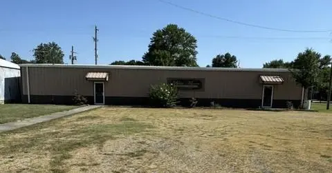402 E Washington ST, Arma, KS 66712