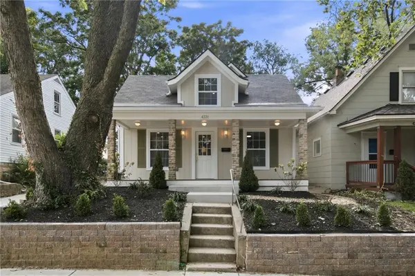 4331 Bell ST, Kansas City, MO 64111