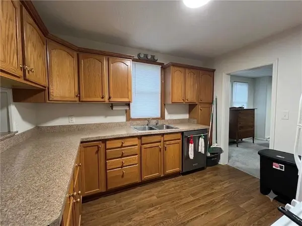 3745 N Indiana AVE, Kansas City, MO 64117