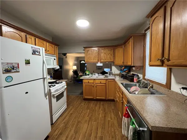 3745 N Indiana AVE, Kansas City, MO 64117
