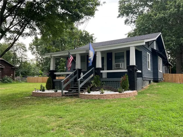 3745 N Indiana AVE, Kansas City, MO 64117