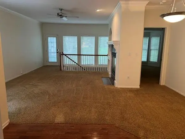 15560 Floyd ST, Overland Park, KS 66223