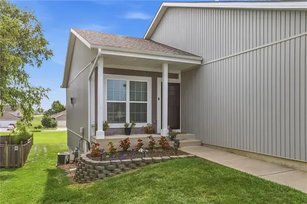 1311 N 158th CT, Basehor, KS 66007