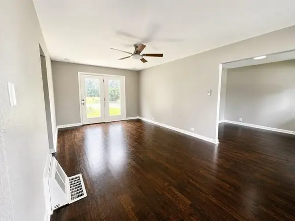 6925 Raytown RD, Raytown, MO 64133