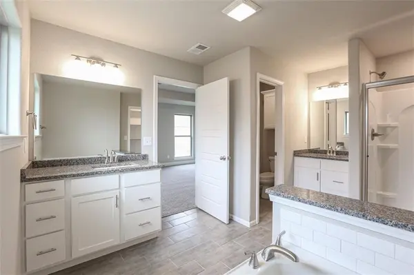 18435 W 195 TER, Spring Hill, KS KS