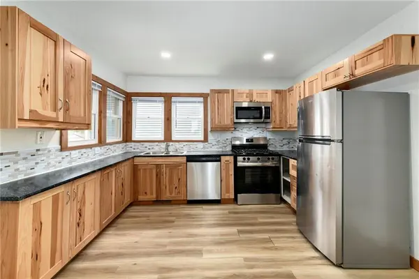 1122 2nd AVE, Leavenworth, KS 66048