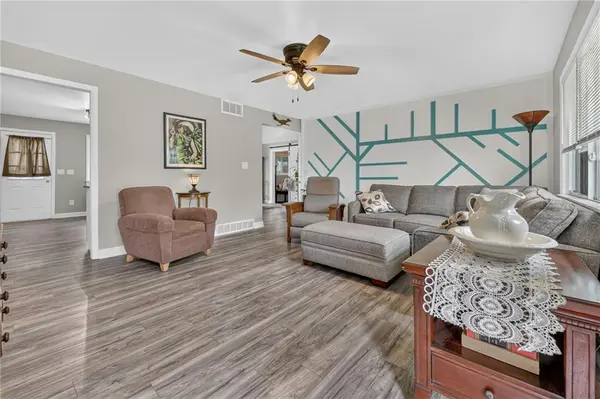 13021 E 40th TER #S, Independence, MO 64055