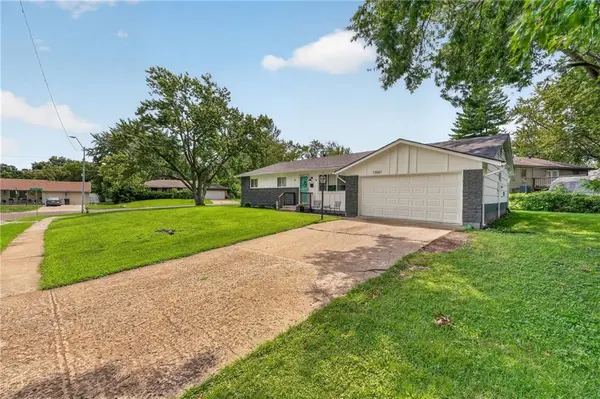 13021 E 40th TER #S, Independence, MO 64055