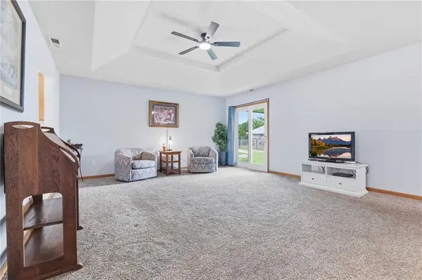 103 SW Blue Branch CIR, Grain Valley, MO 64029