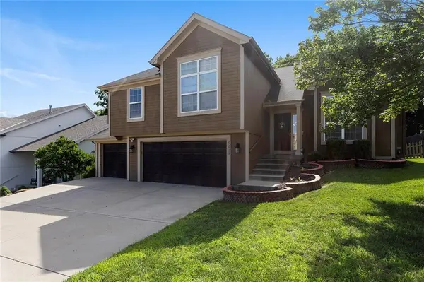 5612 N Wyoming AVE, Kansas City, MO 64118