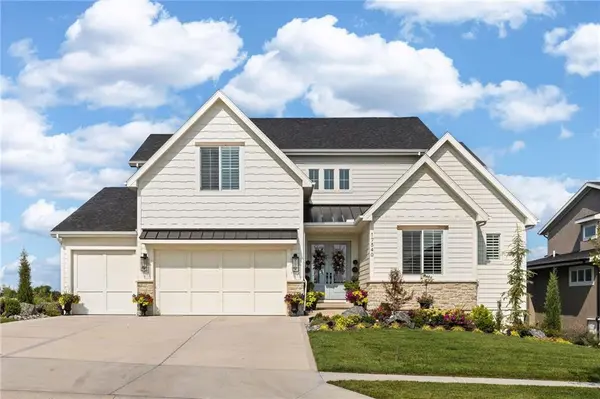 17340 Earnshaw ST, Overland Park, KS 66221