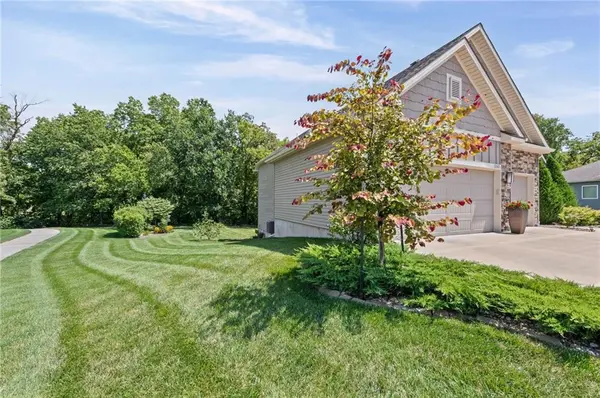 13365 N Silver Ridge DR, Platte City, MO 64079