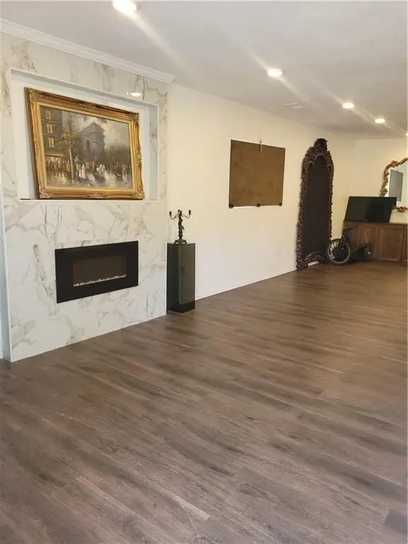 4208 Spruce AVE, Kansas City, MO 64130