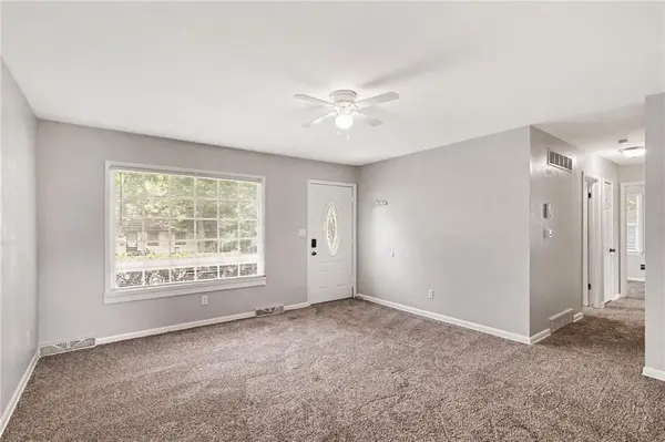 6307 E 154th TER, Grandview, MO 64030