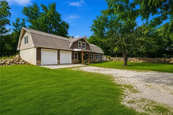 12632 Elkhorn RD, Rayville, MO 64084