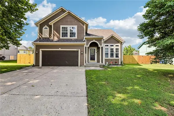 770 River Falls RD, Edwardsville, KS 66111