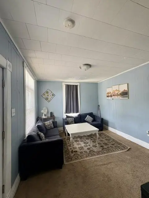 824 Warsaw AVE, St Joseph, MO 64507