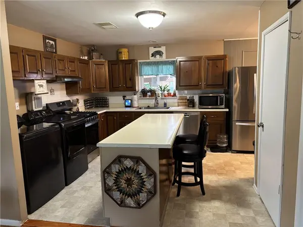 714 W Thompson ST, Maryville, MO 64468