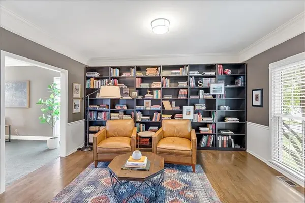 11404 Linden ST, Leawood, KS 66211