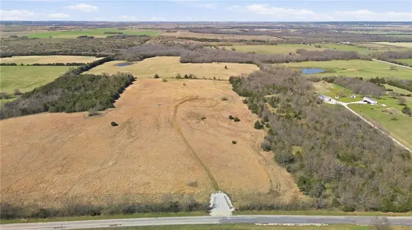 3528 West Virginia RD, Kincaid, KS 66039