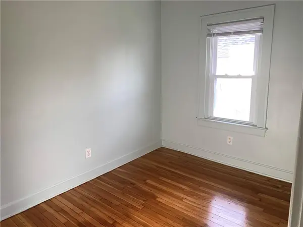 5816 E 14th ST, Kansas City, MO 64126