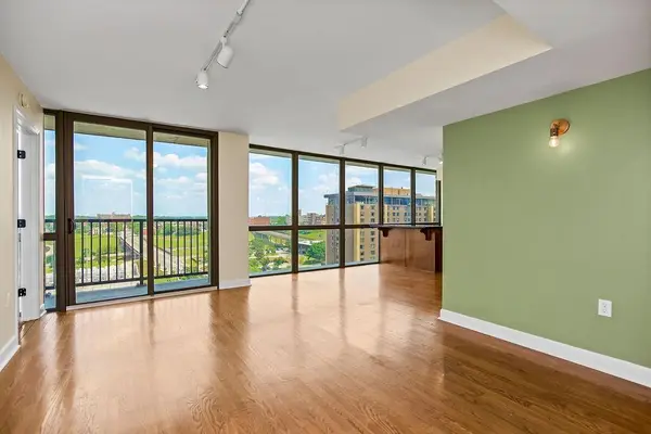 600 E Admiral BLVD #1604, Kansas City, MO 64106