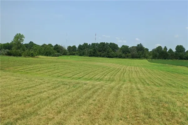 1 Junior Mosley DR, Brookfield, MO 64628