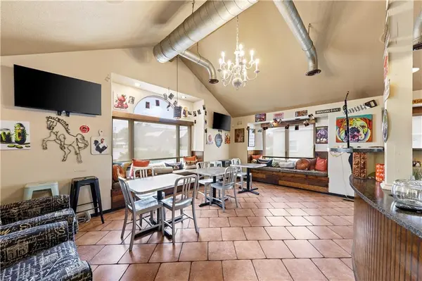 6109 Blue Ridge BLVD, Kansas City, MO 64133