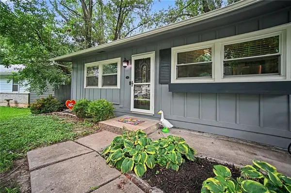 3626 N LISTER AVE, Kansas City, MO 64117