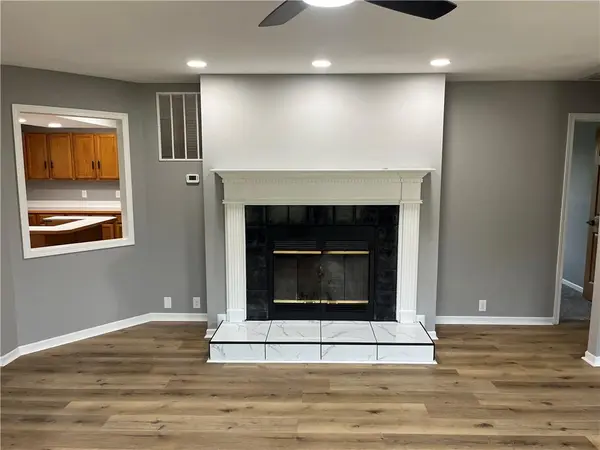 10 Nebraska DR, Linn Valley, KS 66040