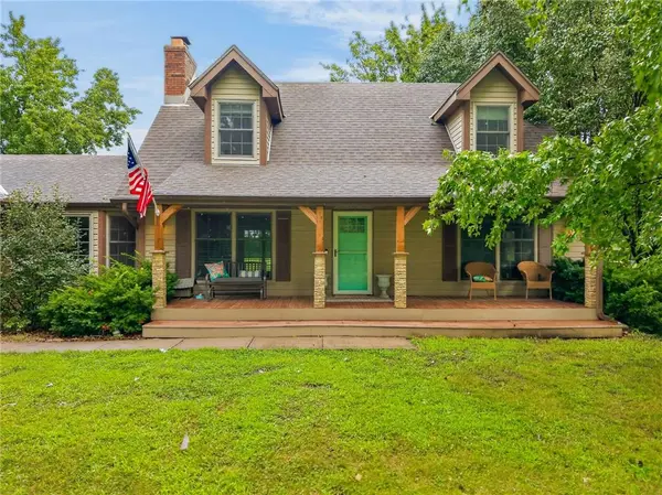25302 E 130TH ST, Greenwood, MO 64034