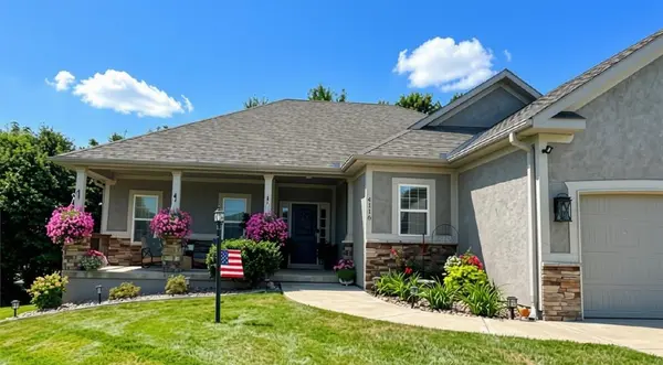 4116 Autumn Ridge CT, St Joseph, MO 64505