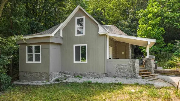 528 Caldwell ST, Excelsior Springs, MO 64024