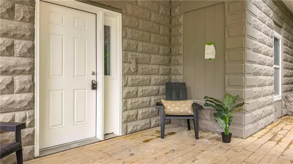 528 Caldwell ST, Excelsior Springs, MO 64024