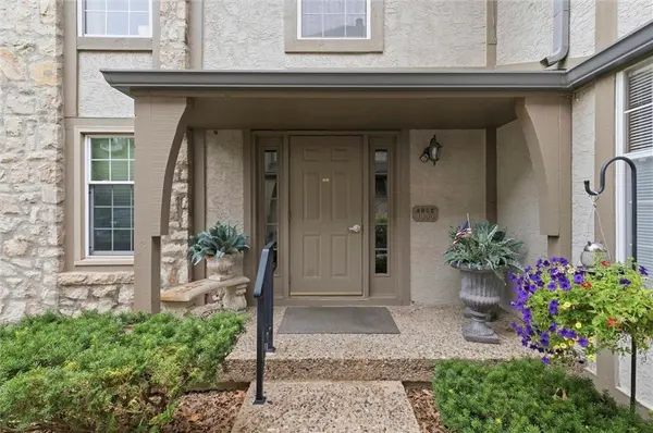 1121 NW 12th ST #C, Blue Springs, MO 64015