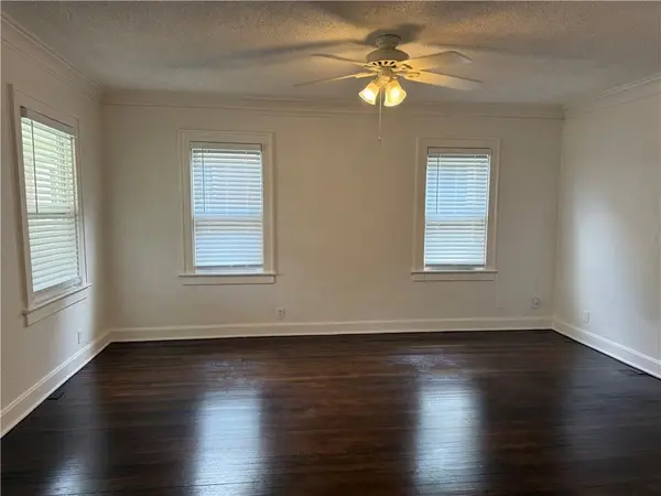 1919 E 71st TER, Kansas City, MO 64132